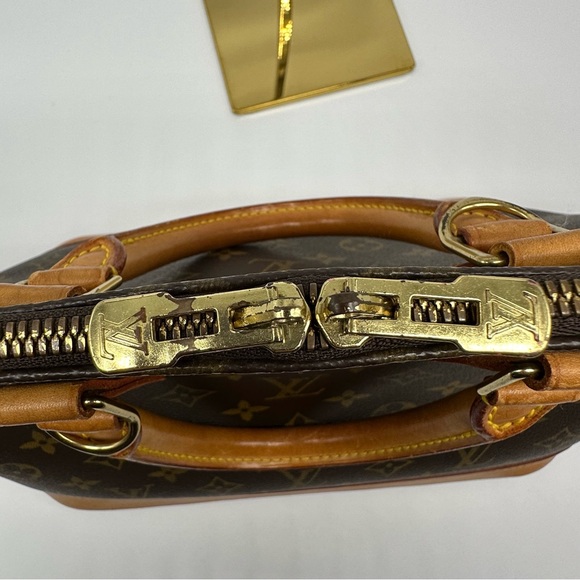 Authentic Louis Vuitton Monogram Alma Bag - Picture 15 of 16